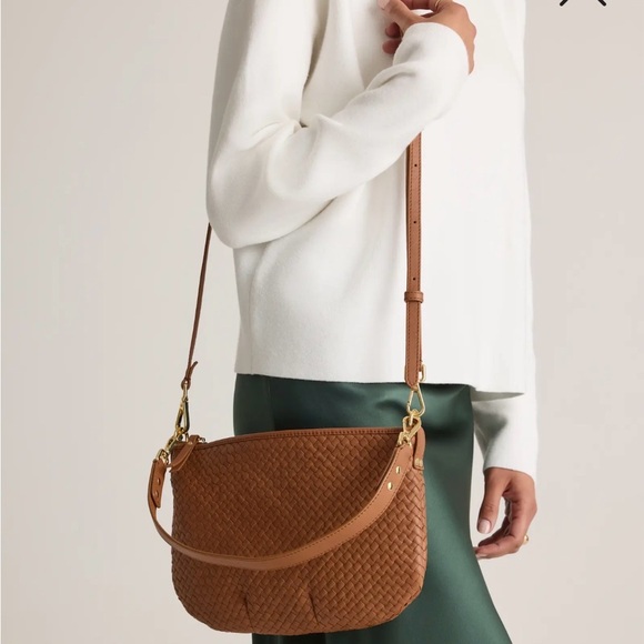 New Quince Tan Brown Woven Crossbody Bag - Picture 2 of 5